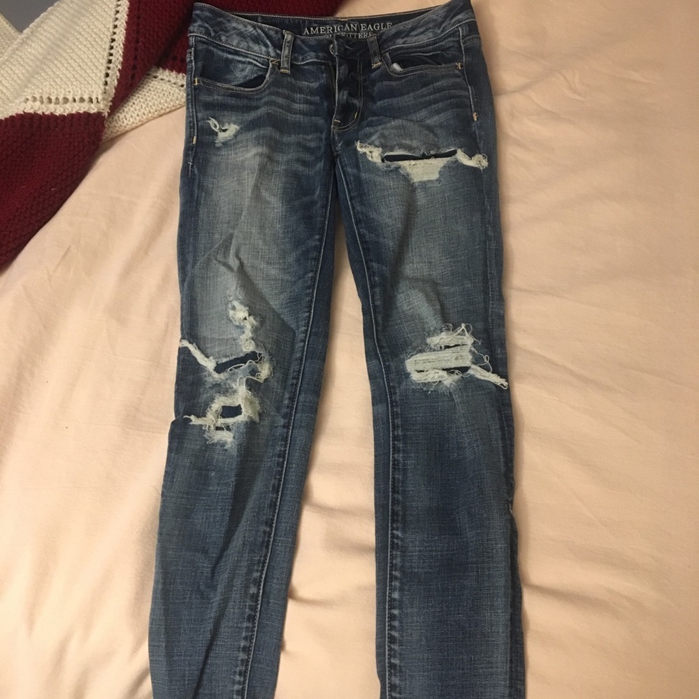 Ripped skinny jeans